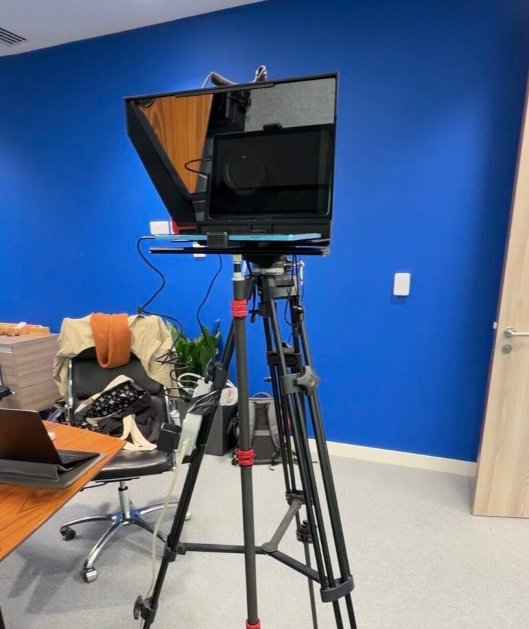 teleprompter